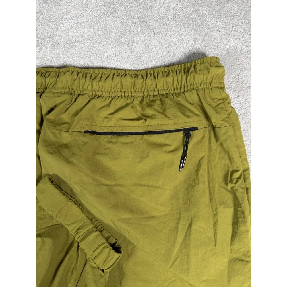 Nike Tech Standard Fit Taper Length UV Repel Athletic Pants Mens XL Green